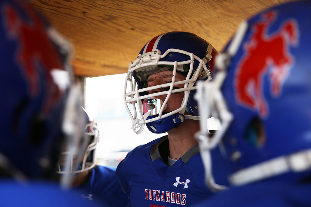 Harley Davis leads the team in a pregame chant